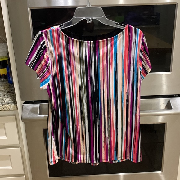 Worthington size petite large polyester spandex short sleeve blouse. Like new - Picture 6 of 11